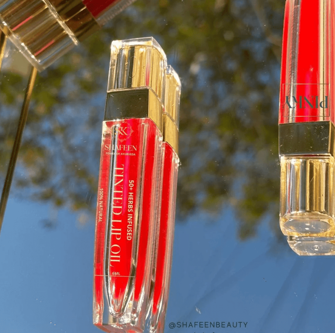 Tinted Lip Oil with 50+ Herbs - skshafeen